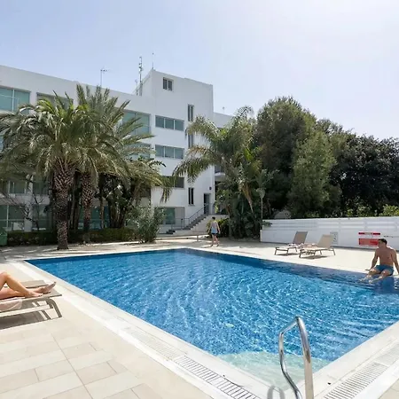 Coralli Beachfront 1bdr Protaras Апартаменты *